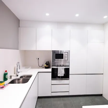 Ampersand - Bright 2-bedroom