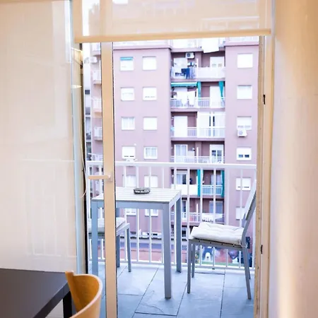 Ampersand - Bright 2-bedroom *