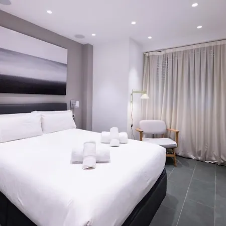 Апартаменты Ampersand - Bright 2-bedroom